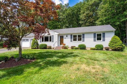 6 Russell Ln, Easthampton, MA, 01027-9739 | Card Image