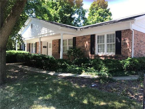 701-701 Far Hills Ave, Oakwood, OH, 45419-3412 | Card Image