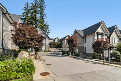 101 - 14555 68 Ave, Townhouse with 3 bedrooms, 2 bathrooms and 2 parking in Surrey BC | Image 1