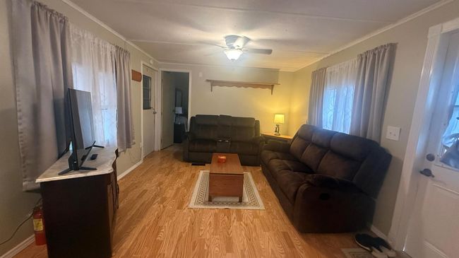 7289 Se Eagle Ave, House other with 3 bedrooms, 2 bathrooms and null parking in Hobe Sound FL | Image 4
