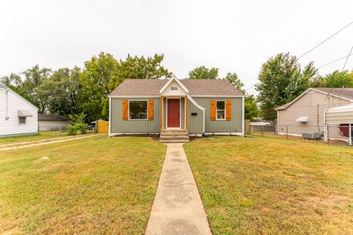 1914 W Lincoln St, Springfield, MO, 65806-1512 | Card Image