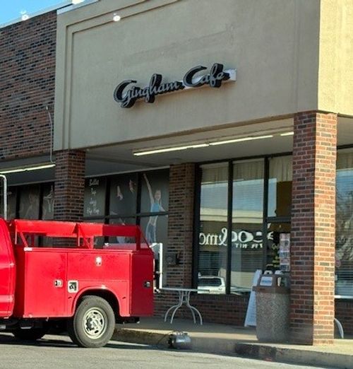 ste-c-1955 Madison St, CLARKSVILLE, TN, 37043-8032 | Card Image