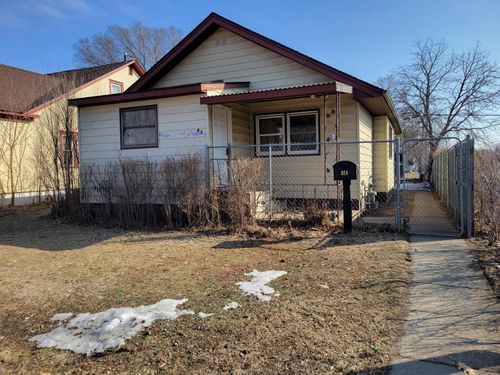 924 13th Ave S, Saint Cloud, MN, 56301-5224 | Card Image