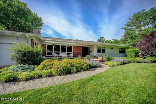 117 Elm Ln, Shrewsbury, NJ, 07702-4503 | Card Image