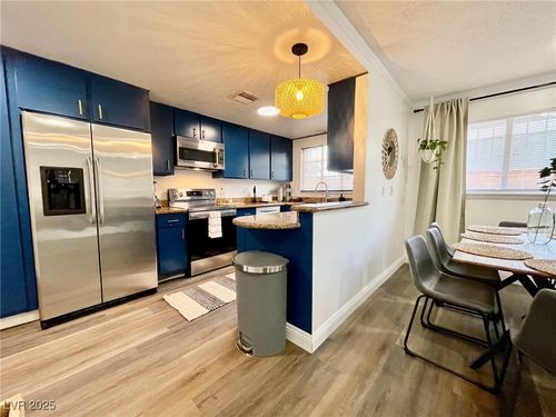 1825 Griffith Ave, Las Vegas, NV, 89104-3640 | Card Image