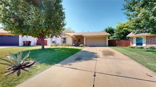 3304 Crestforest Cir, Plano, TX, 75074-4406 | Card Image