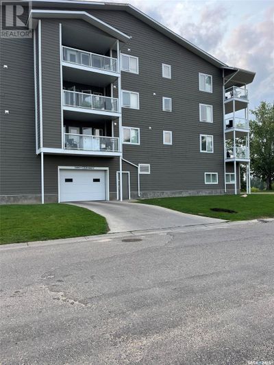 208 - 395 River St E, Condo with 2 bedrooms, 2 bathrooms and null parking in Prince Albert SK | Image 2