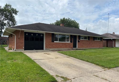 4470 Mahler Dr, Huber Heights, OH, 45424-5960 | Card Image
