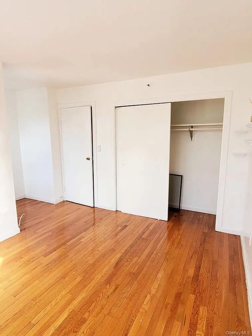 115a-115 Vanderbilt Ave, Brooklyn, NY, 11205-2369 | Card Image