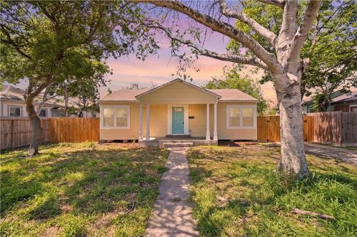 1333 York Ave, Corpus Christi, TX, 78415-4337 | Card Image