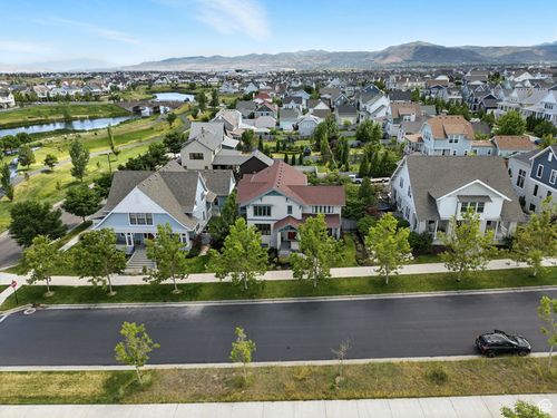 4811 W Dock St, South Jordan, UT, 84009-6128 | Card Image