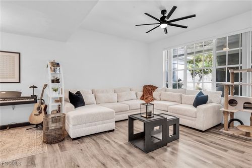 apt-5-3825 Schoolhouse Rd, FORT MYERS, FL, 33916-7729 | Card Image