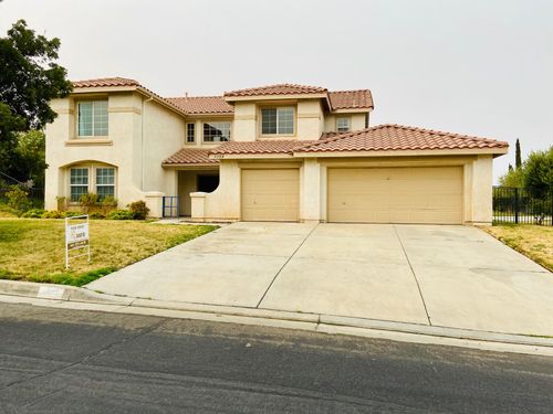 5539 Avenida Entrada, Palmdale, CA, 93551 | Card Image