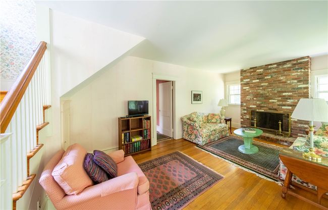 261 Hardig Rd, House other with 3 bedrooms, 2 bathrooms and 6 parking in Warwick RI | Image 8
