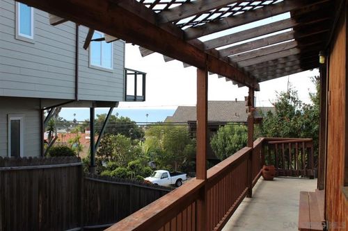 b-1823 Westminster Dr, Cardiff by the Sea, CA, 92007-2327 | Card Image