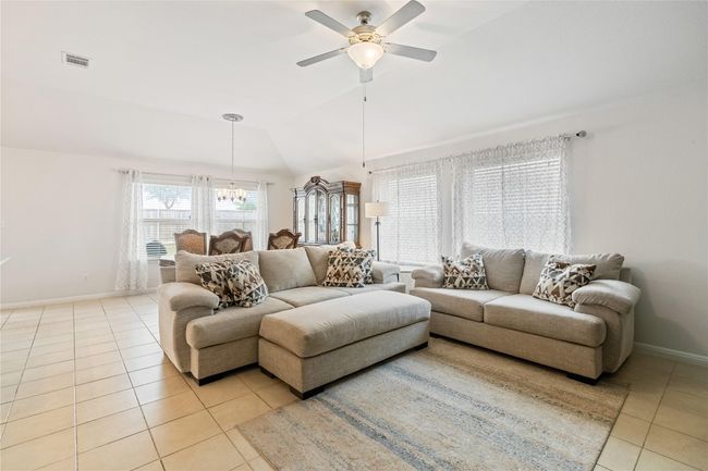 113 Tailwind Dr, House other with 4 bedrooms, 2 bathrooms and null parking in Kyle TX | Image 9