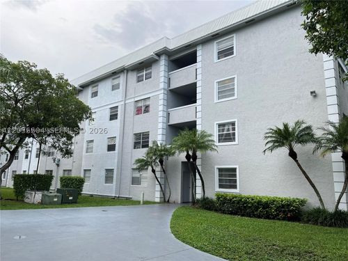 249-17255 Sw 95th Ave, Palmetto Bay, FL, 33157-4468 | Card Image