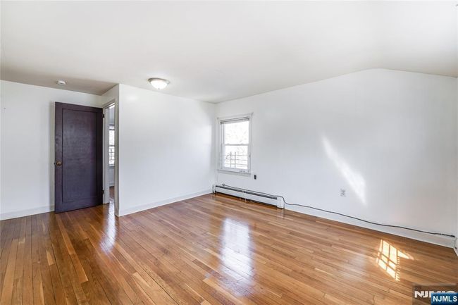 10 5 Th St, Home with 4 bedrooms, 2 bathrooms and null parking in Ridgefield Park NJ | Image 19