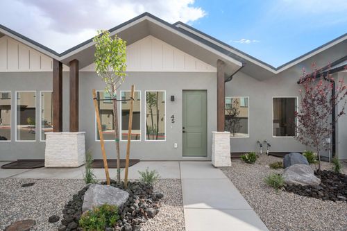 45-464 W Fitness Way, Ivins, UT, 84738-6752 | Card Image
