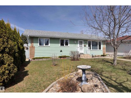 4410 42b Ave, Leduc, AB, T9E4R8 | Card Image