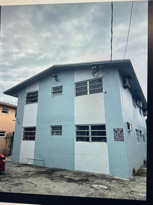 2-238 Sw 18th Ave, Miami, FL, 33135-2073 | Card Image