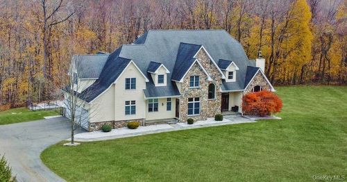 47 Kayla Ln, Mahopac, NY, 10541-2793 | Card Image