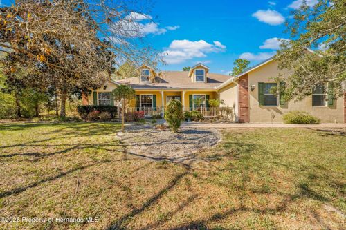 5685 W Pine Ridge Blvd, Beverly Hills, FL, 34465-2875 | Card Image