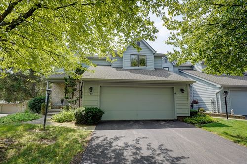 60 Colonial Cir, Fairport, NY, 14450-4117 | Card Image