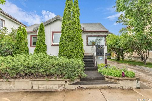 1262 103rd St, North Battleford, SK, S9A1K8 | Card Image