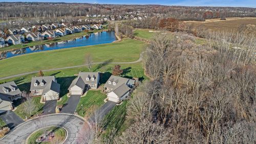 11104 Strathmore Ct, Grand Blanc, MI, 48439-9467 | Card Image