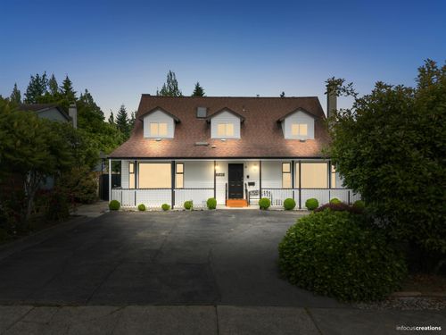 8828 146 Street, Surrey, BC, V3R6R2 | Card Image