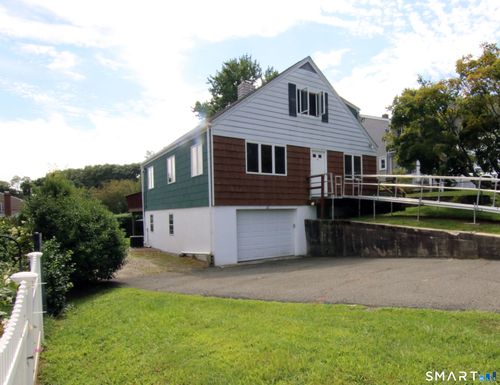 181 Hobart Ave, Greenwich, CT, 06831-4917 | Card Image