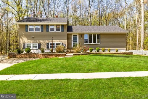 5 Windsor Rd, GIBBSBORO, NJ, 08026-1426 | Card Image