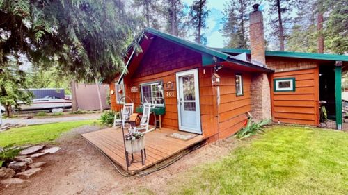 201 Fir Ln, Newport, WA, 99156-8342 | Card Image