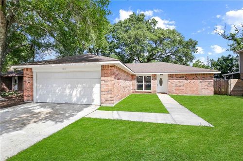 1411 Kings Row, Slidell, LA, 70461-4423 | Card Image
