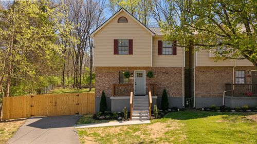 5225 Dove Trl, Hermitage, TN, 37076-3229 | Card Image