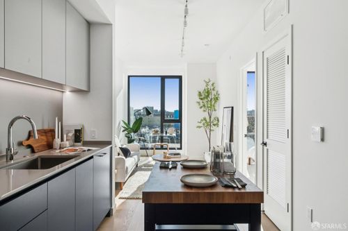 jr7-988 Harrison St, San Francisco, CA, 94107-1676 | Card Image