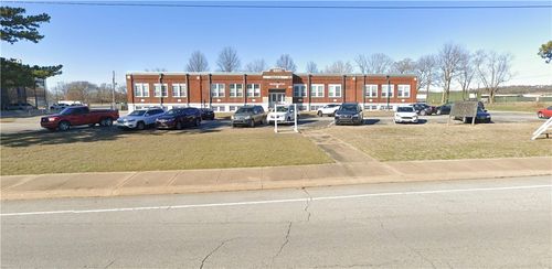 800 E Emma Ave, Springdale, AR, 72764-4638 | Card Image