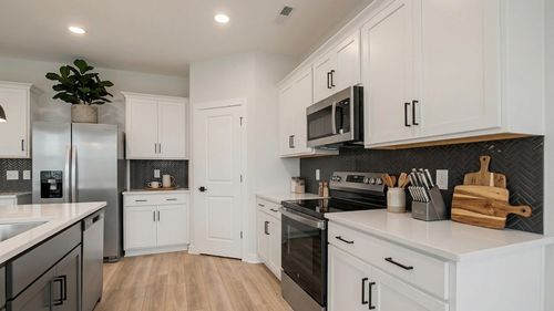 3600 Heartland Dr, Columbia, TN, 38401-5392 | Card Image