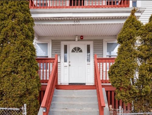 3r-633 River St, Boston, MA, 02126-3044 | Card Image