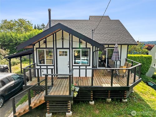 908 N Jeffries St, Aberdeen, WA, 98520-1712 | Card Image