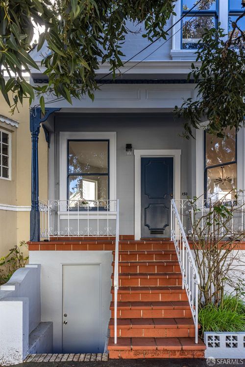 150 College Avenue, San Francisco, CA, 94112 | Card Image