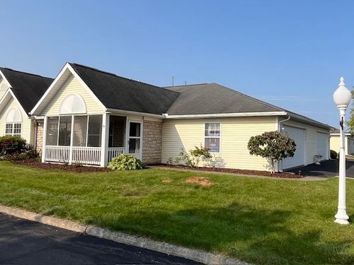 675 Villa Dr, Ontario, OH, 44906-4055 | Card Image