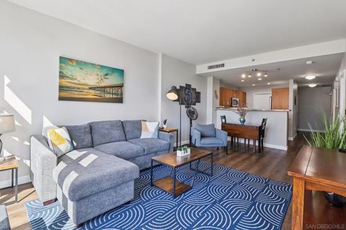 504-427 9th Ave, San Diego, CA, 92101-7214 | Card Image