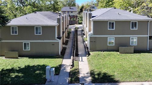 4316 Jarboe Street, Kansas City, MO, 64111 | Card Image