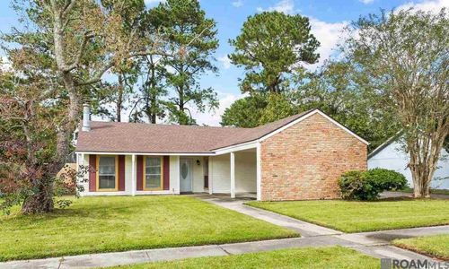 1744 General Mouton Ave, Baton Rouge, LA, 70810-6817 | Card Image