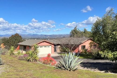 19462 Split Rock Rd, Ramona, CA, 92065 | Card Image