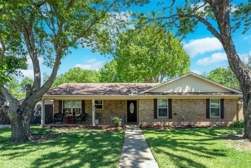 1906 Spring Valley Dr, Denton, TX, 76208-1012 | Card Image