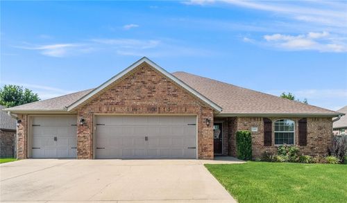 11082 Meadowsweet Dr, Prairie Grove, AR, 72753-8871 | Card Image