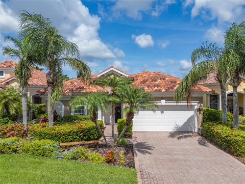 303 9th Ave E, Palmetto, FL, 34221-4257 | Card Image